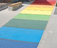 Gehweg mit RAL Farben aus Asphalt